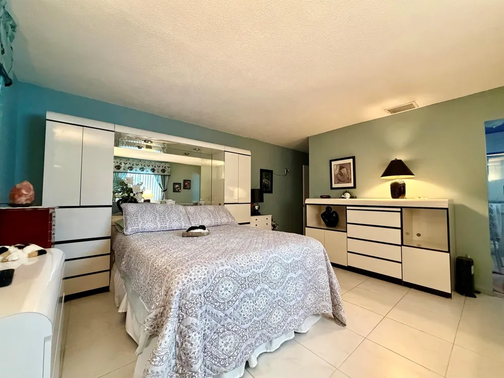 4927 NW 47th Terrace Tamarac, FL 33319