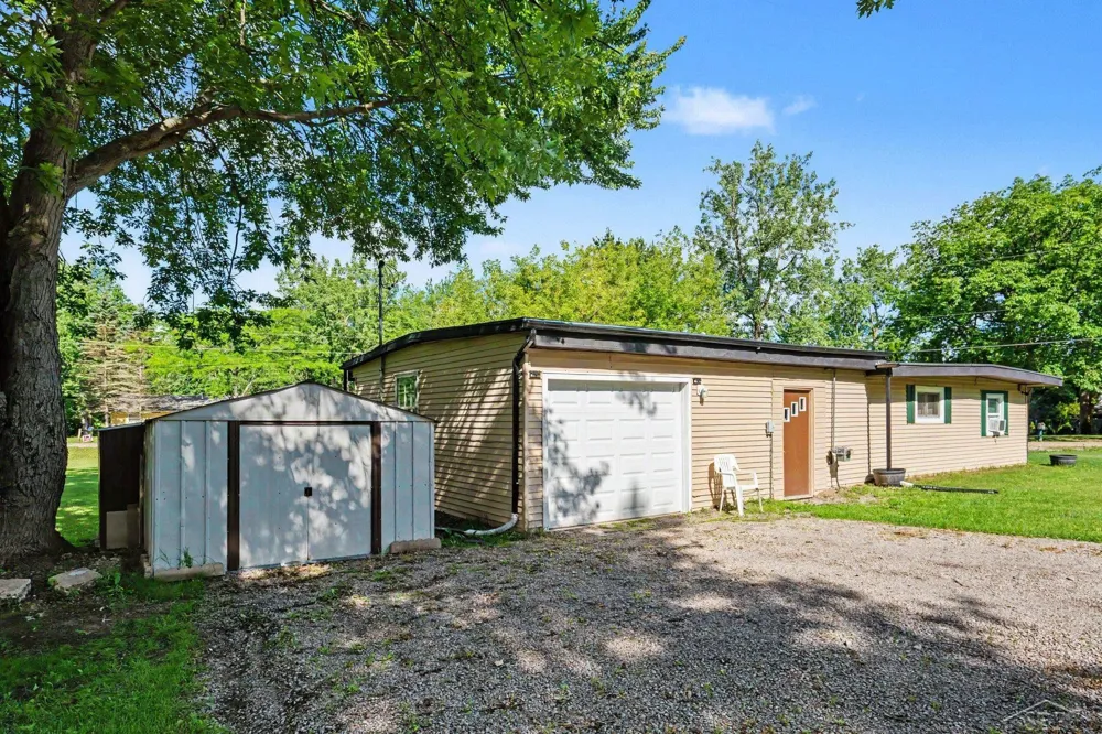 4042 S Oak Drive Billings Township, MI 48612