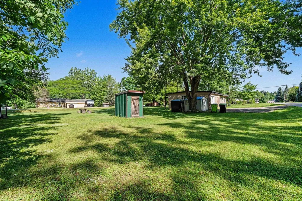 4042 S Oak Drive Billings Township, MI 48612