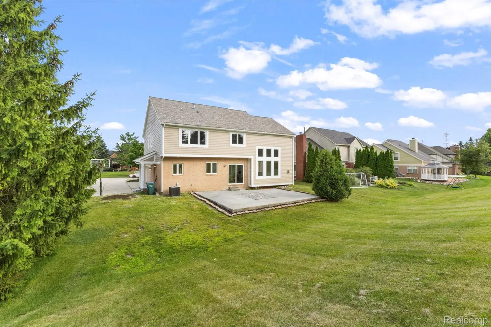 12173 Chandler Drive Plymouth Charter Township, MI 48170