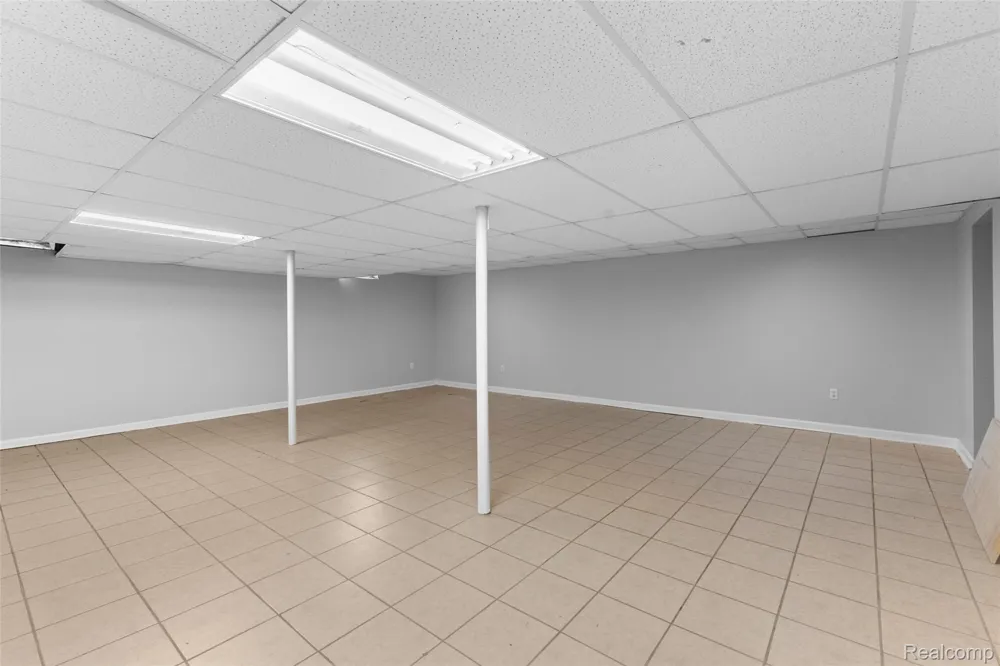 12173 Chandler Drive Plymouth Charter Township, MI 48170
