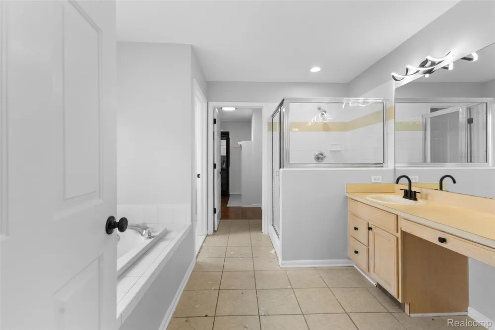 12173 Chandler Drive Plymouth Charter Township, MI 48170