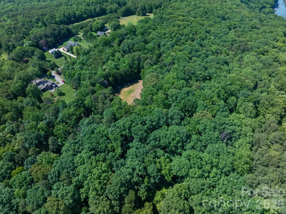 162 Clark Cove Road Statesville, NC 28677