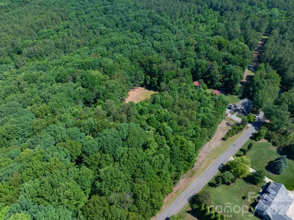 162 Clark Cove Road Statesville, NC 28677