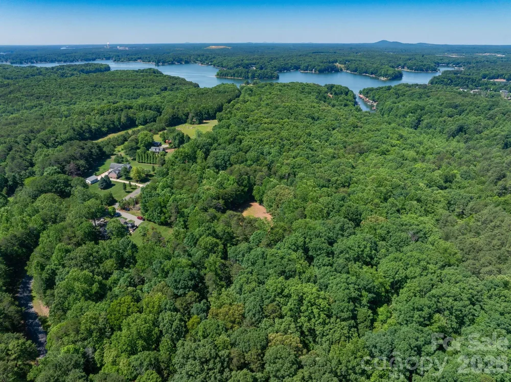 162 Clark Cove Road Statesville, NC 28677