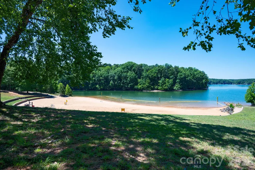 162 Clark Cove Road Statesville, NC 28677