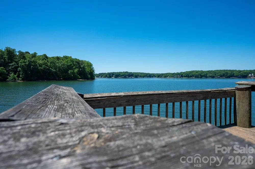 162 Clark Cove Road Statesville, NC 28677