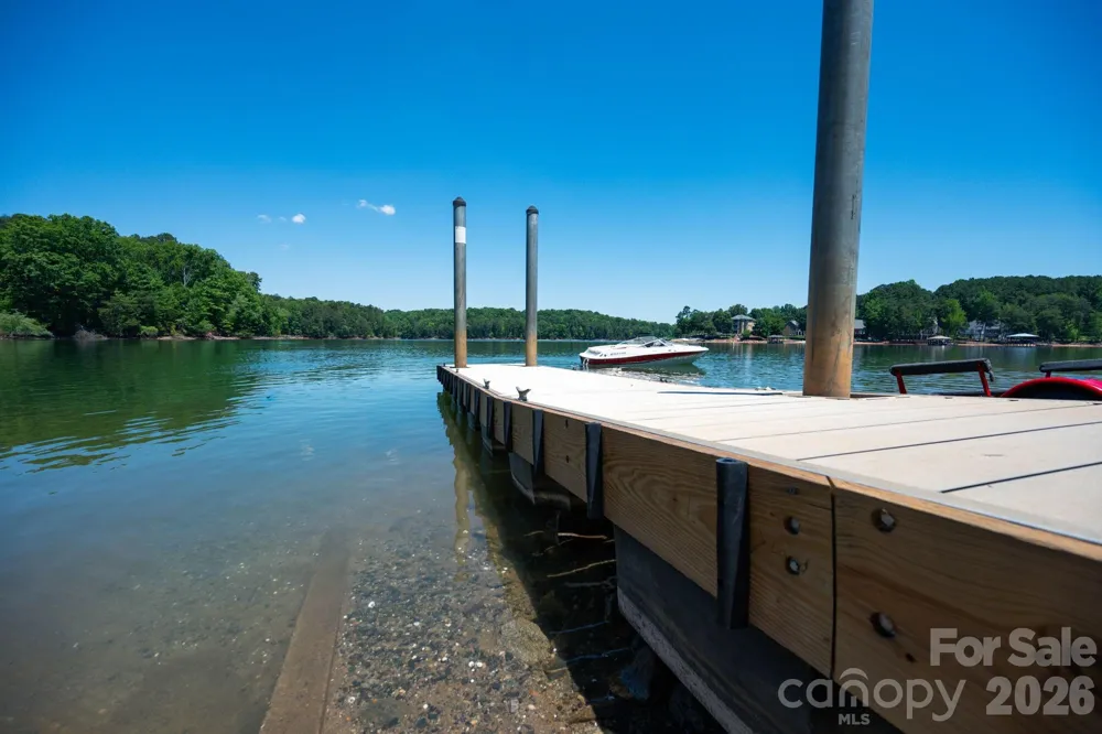 162 Clark Cove Road Statesville, NC 28677