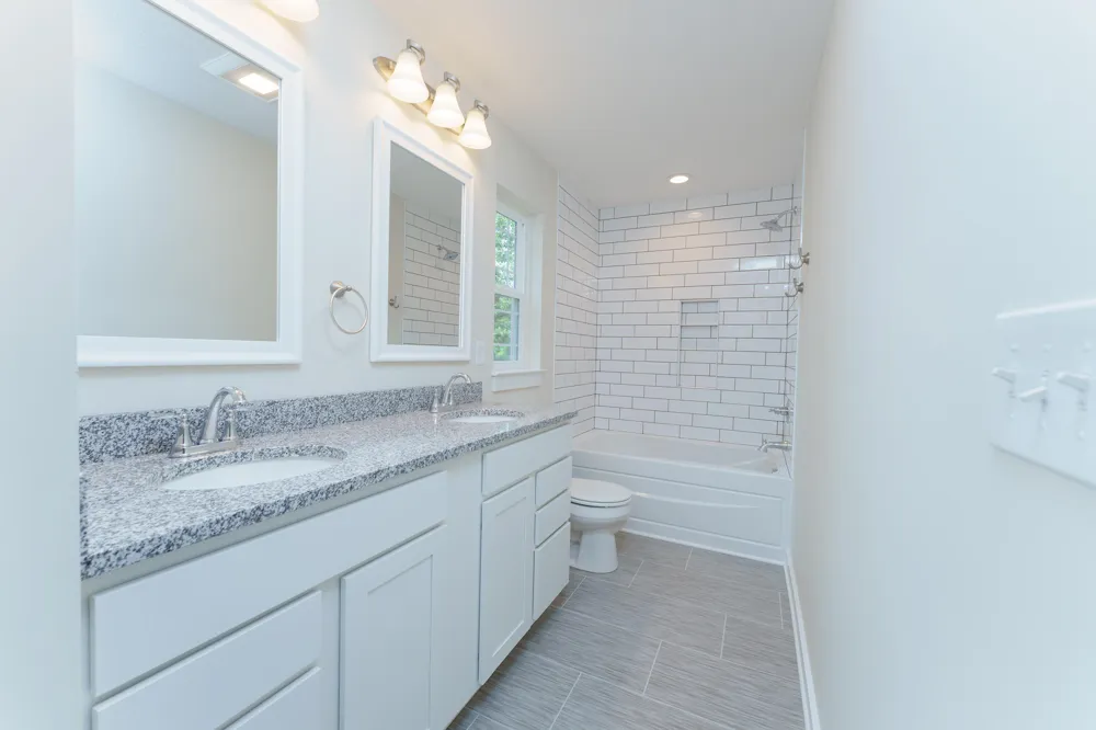 15317 Sherwood Lane Lansing, MI 48906