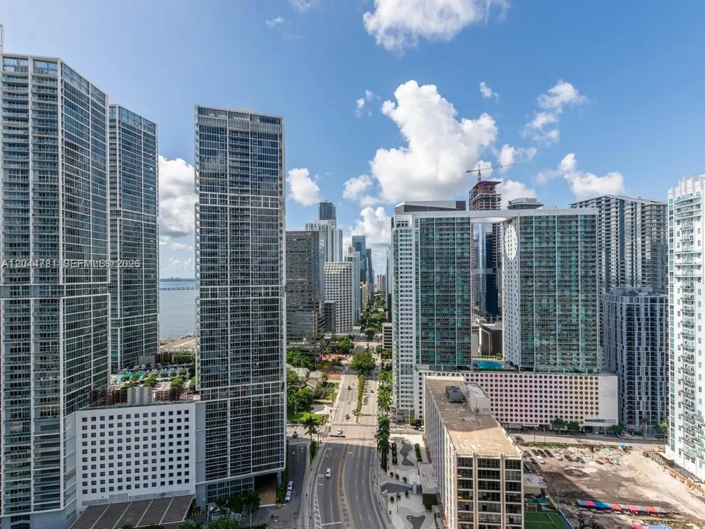 200 Biscayne Boulevard Way #3102 Miami, FL 33131