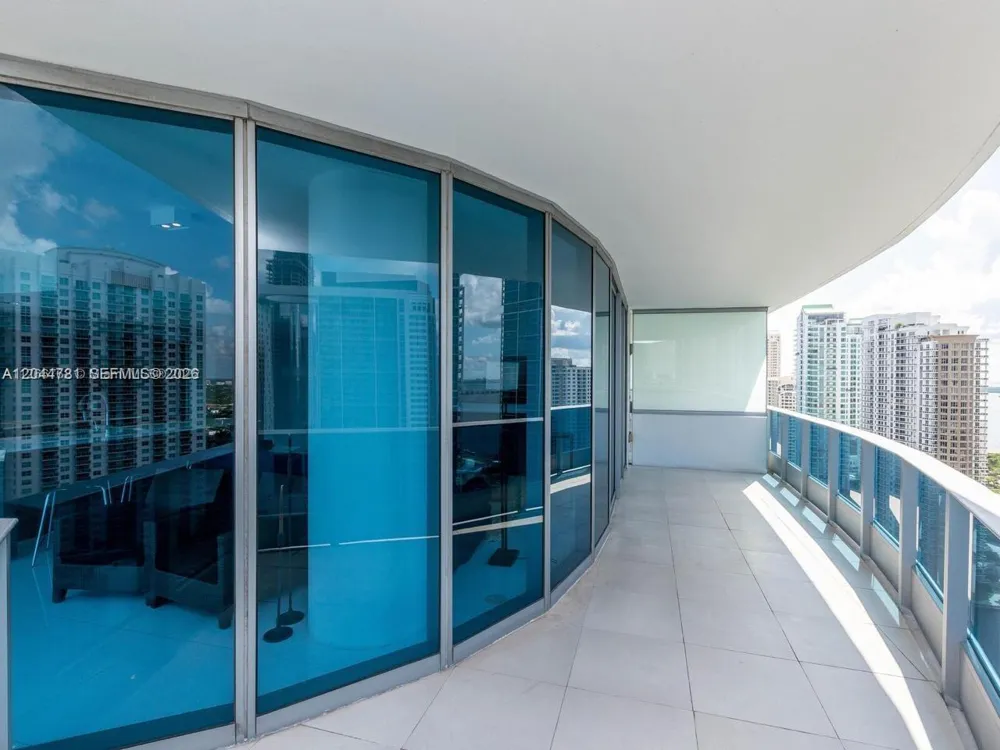 200 Biscayne Boulevard Way #3102 Miami, FL 33131