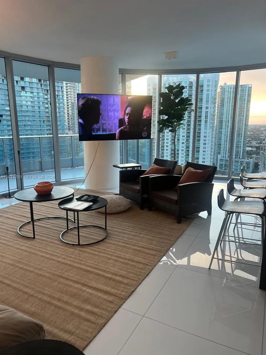 200 Biscayne Boulevard Way #3102 Miami, FL 33131