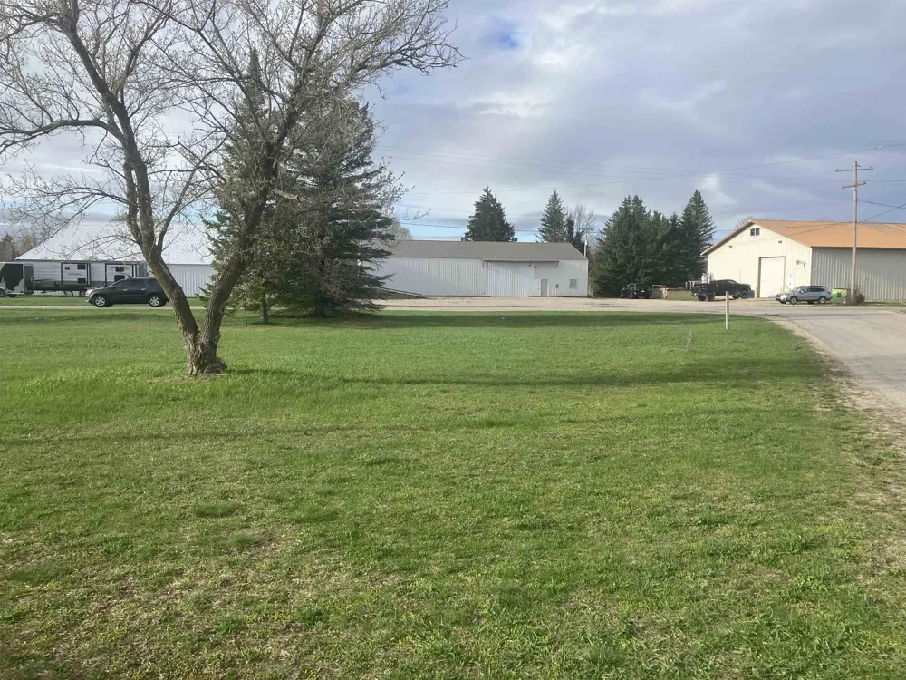 213 Hyde Street Kalkaska Township, MI 49646