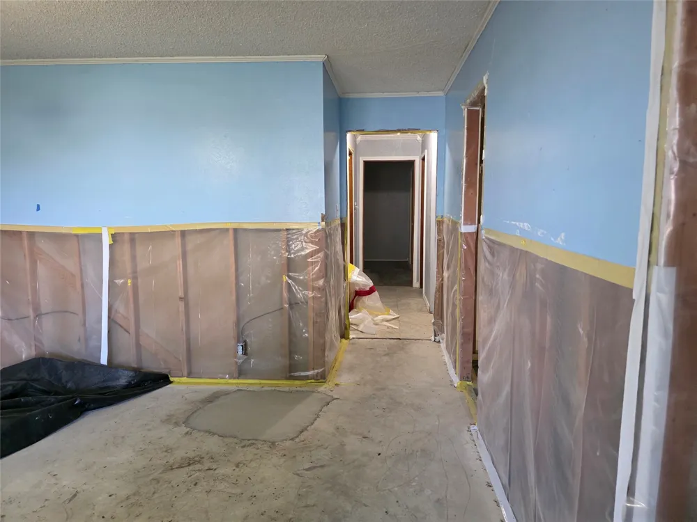 204 Fordyce Street Barry, TX 75102