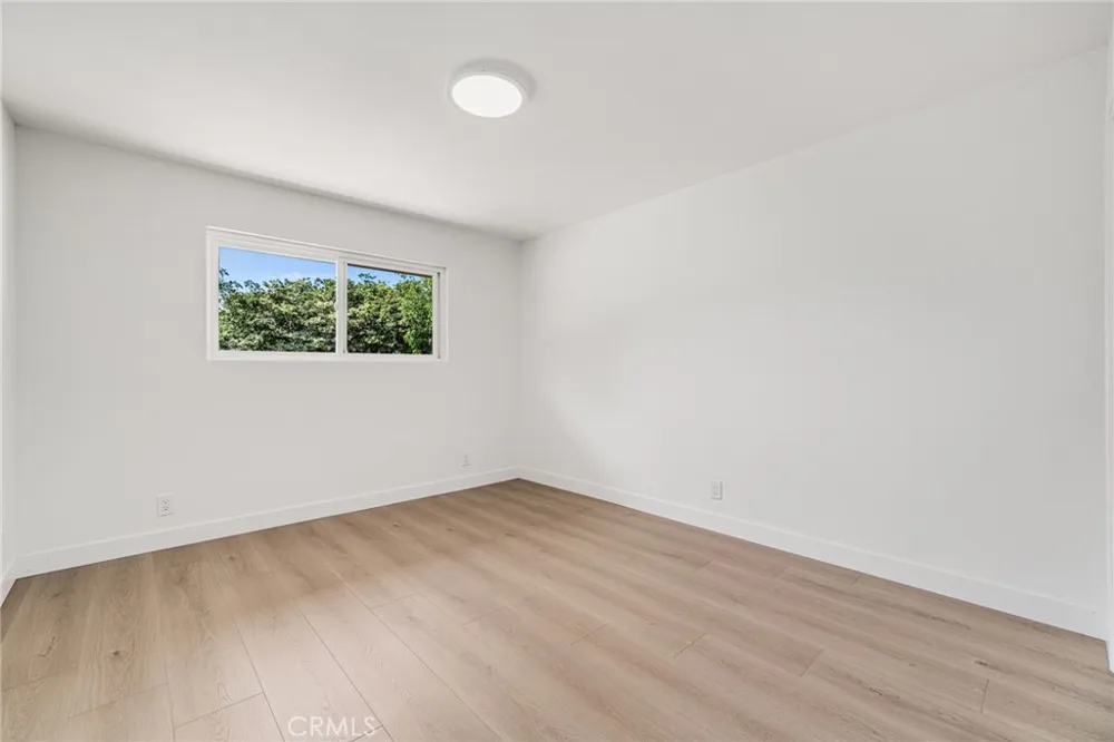 458 W Winnie Way Arcadia, CA 91007