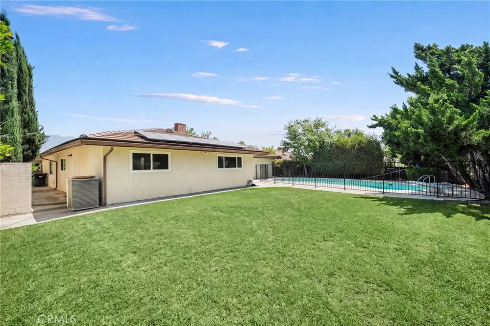458 W Winnie Way Arcadia, CA 91007