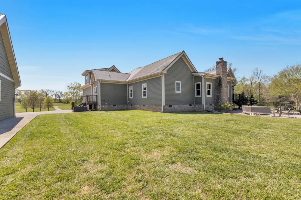 3988 Fykes Grove Rd Cedar Hill, TN 37032