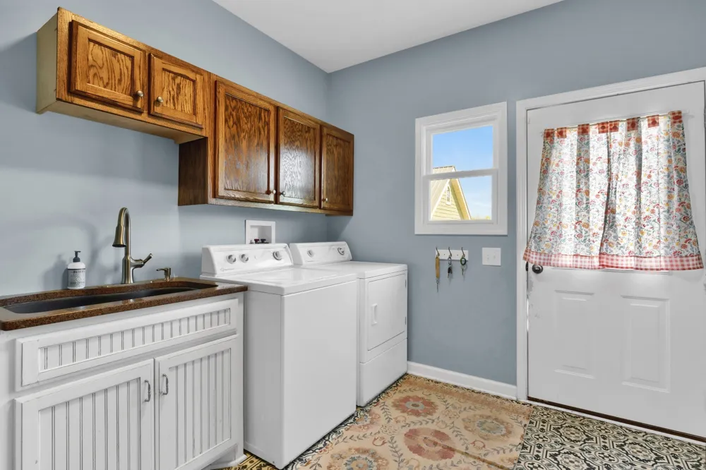 3988 Fykes Grove Rd Cedar Hill, TN 37032