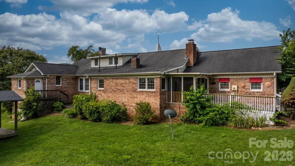 15 6th Em Street Marion, NC 28752