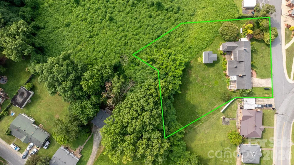 15 6th Em Street Marion, NC 28752