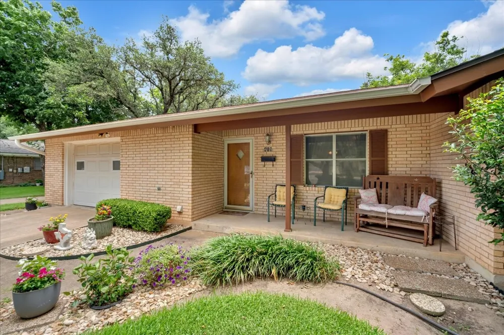 419 S Williams Street Hamilton, TX 76531