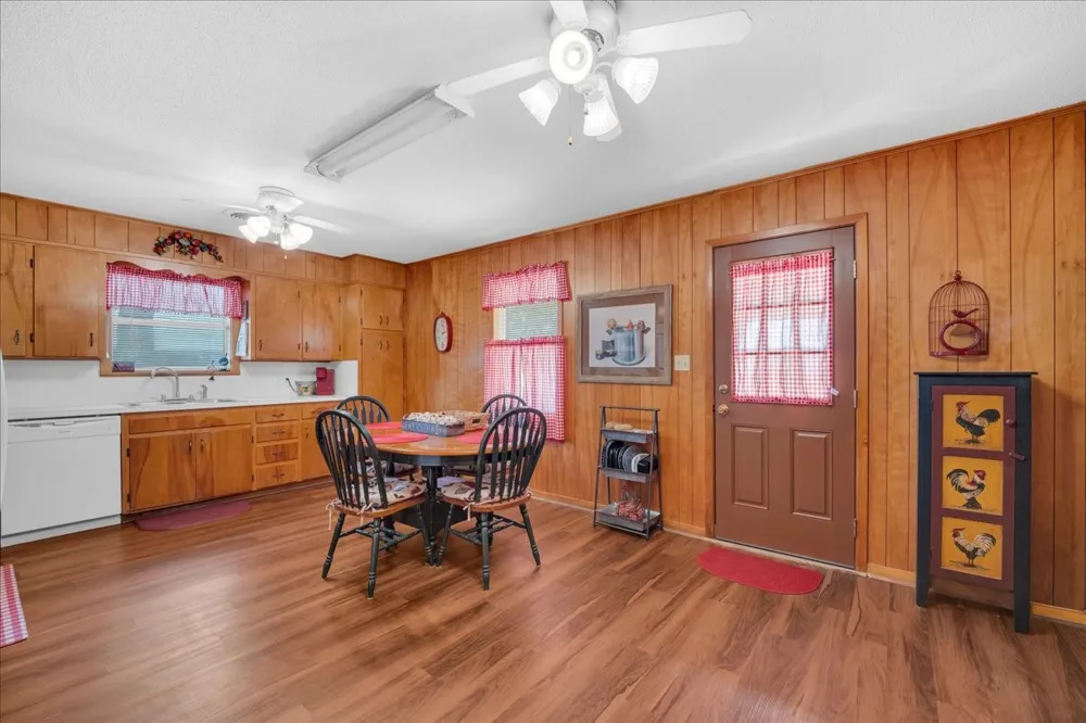 419 S Williams Street Hamilton, TX 76531