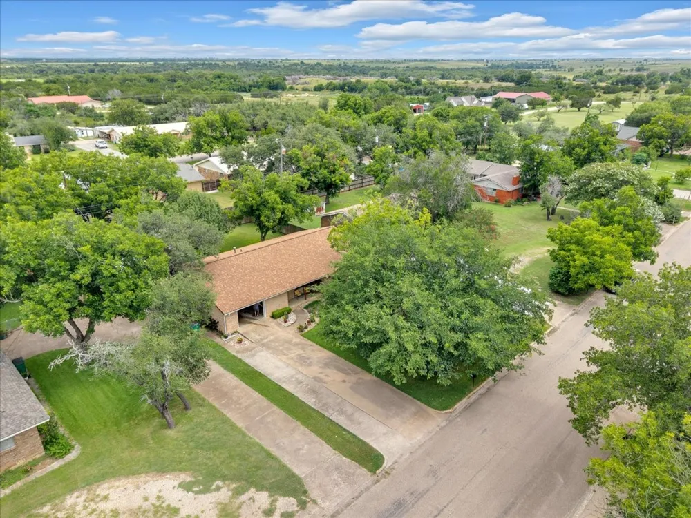 419 S Williams Street Hamilton, TX 76531