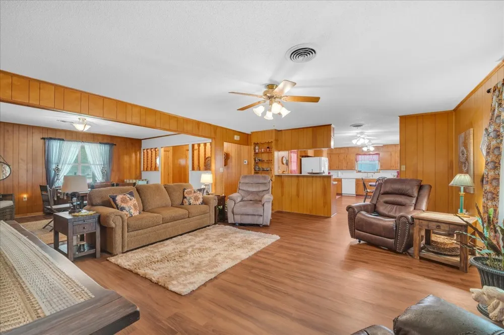 419 S Williams Street Hamilton, TX 76531