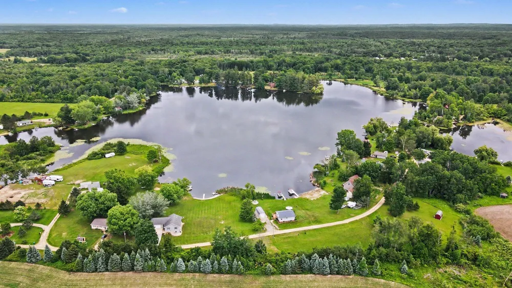 3452 W Lake Drive Sears, MI 49679