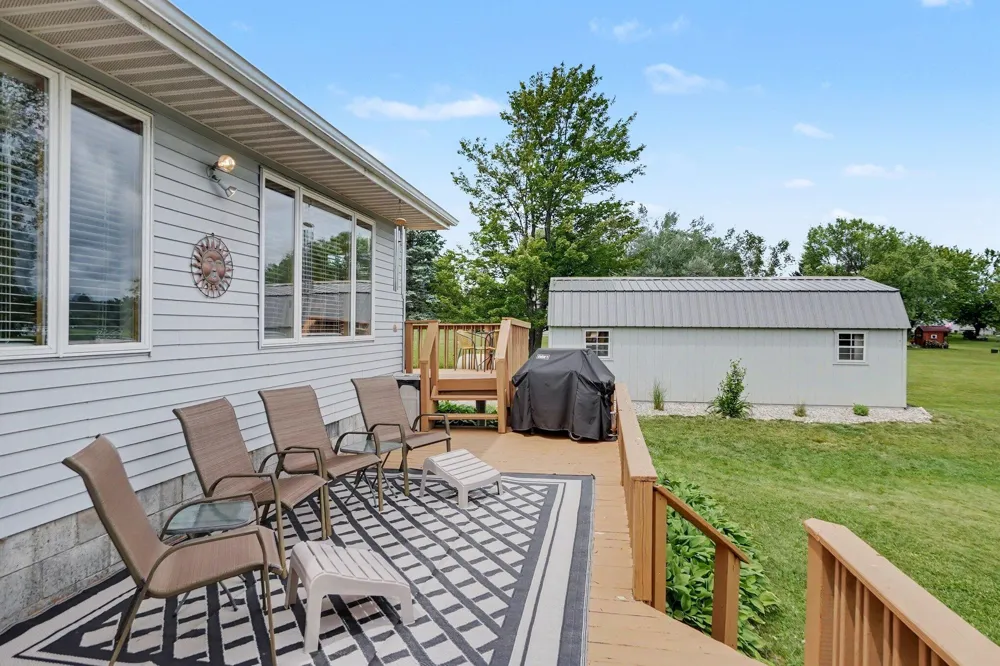 3452 W Lake Drive Sears, MI 49679