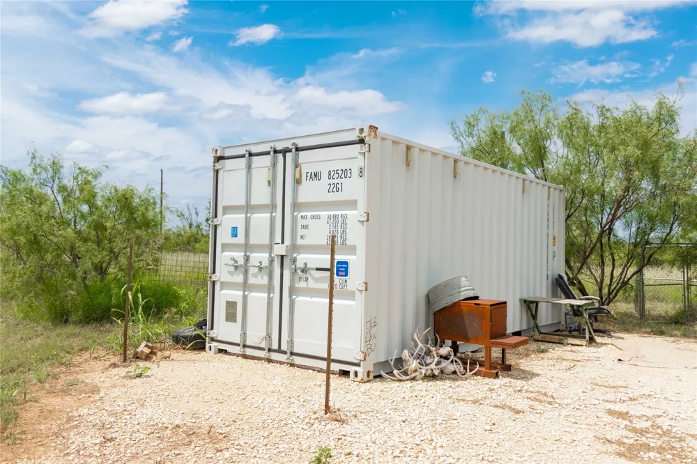 1050 County Road 258 Santa Anna, TX 76878