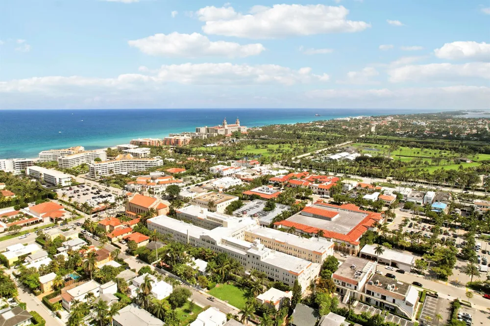 235 Sunrise Avenue #2011 Palm Beach, FL 33480