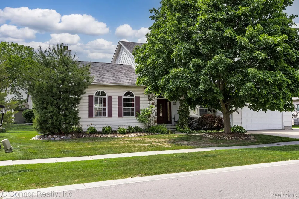 474 Colorado Avenue Marysville City, MI 48040