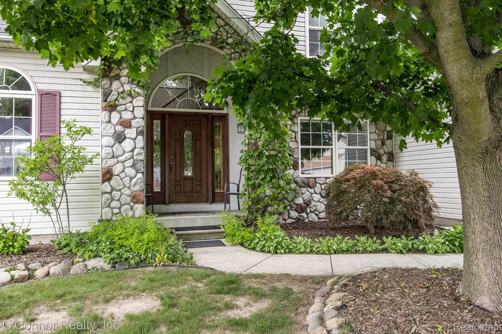 474 Colorado Avenue Marysville City, MI 48040