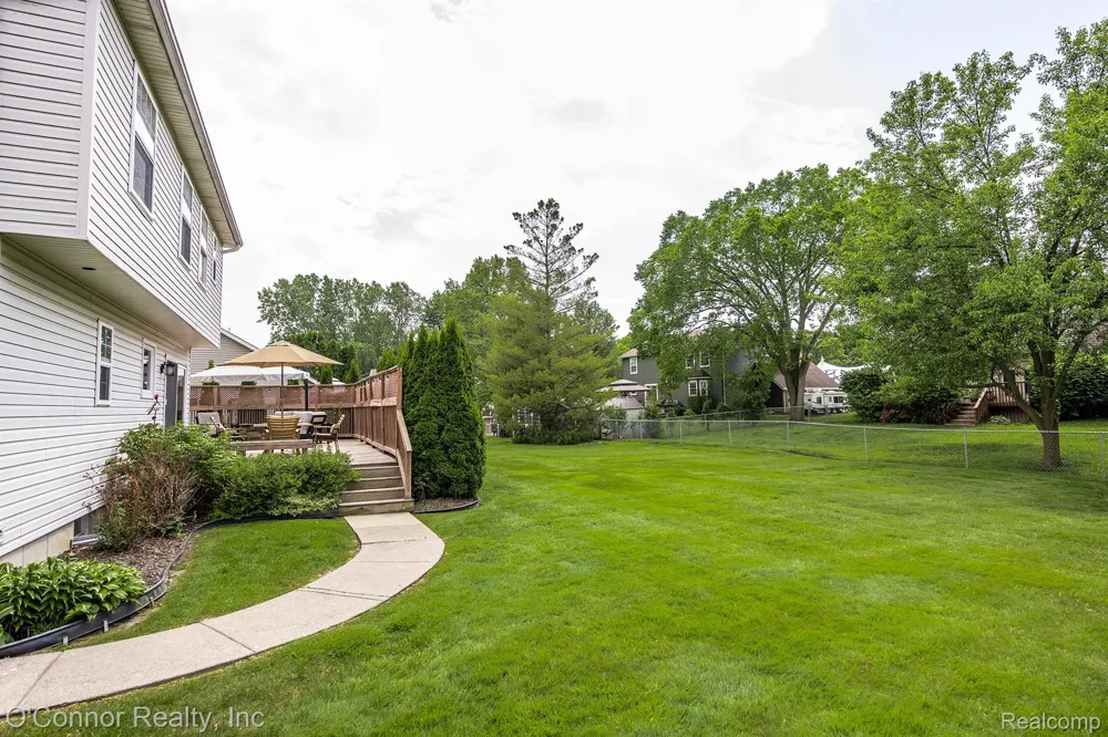 474 Colorado Avenue Marysville City, MI 48040