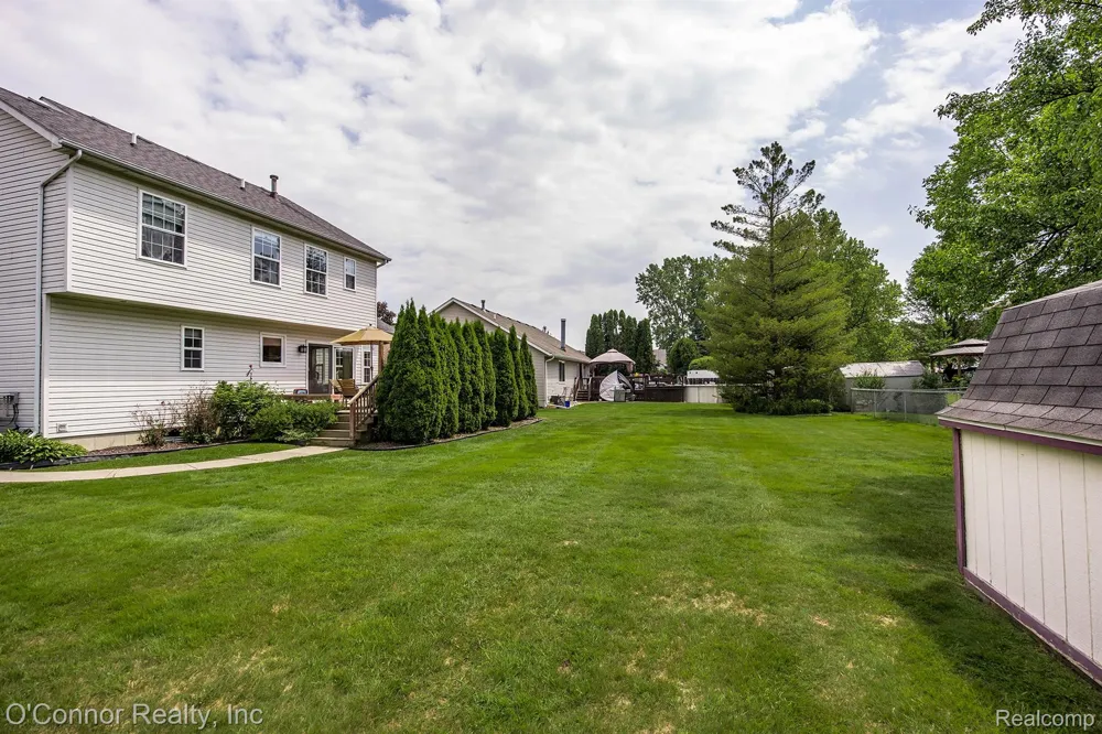 474 Colorado Avenue Marysville City, MI 48040