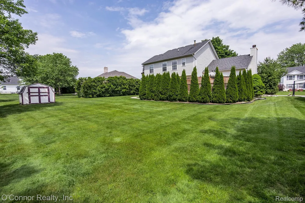 474 Colorado Avenue Marysville City, MI 48040