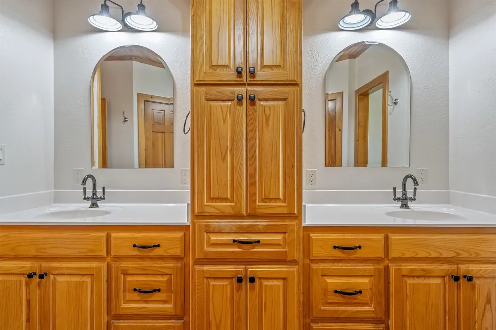 15753 COUNTY ROAD 223 Tyler, TX 75707