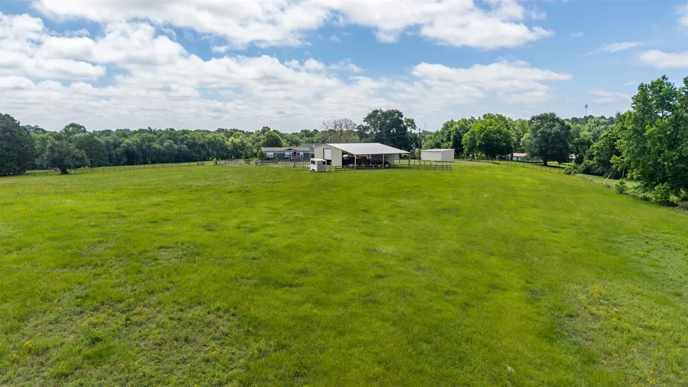 15753 COUNTY ROAD 223 Tyler, TX 75707