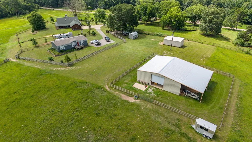15753 COUNTY ROAD 223 Tyler, TX 75707