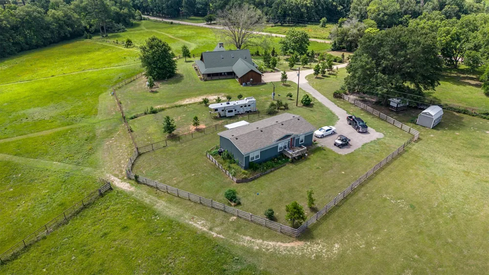 15753 COUNTY ROAD 223 Tyler, TX 75707
