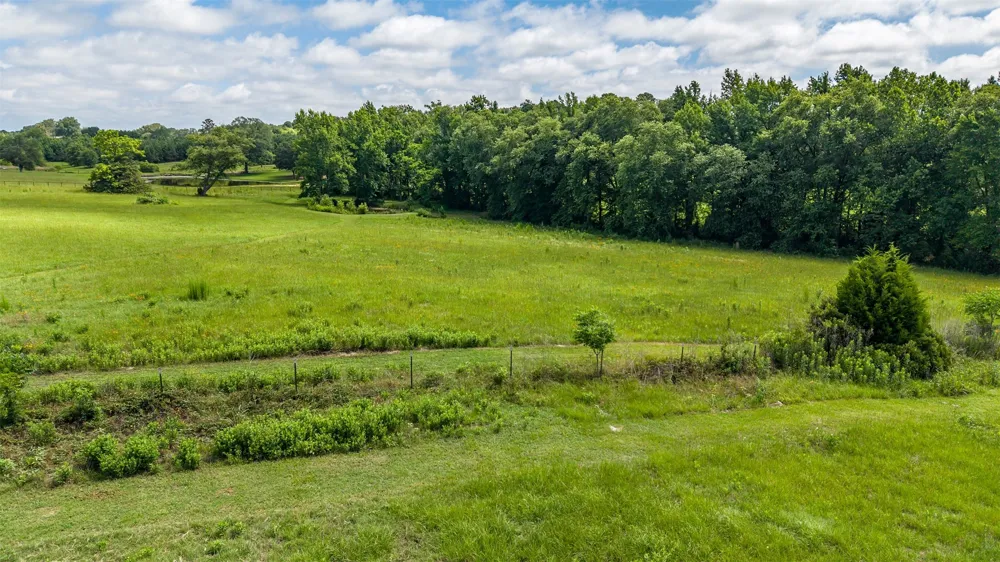15753 COUNTY ROAD 223 Tyler, TX 75707