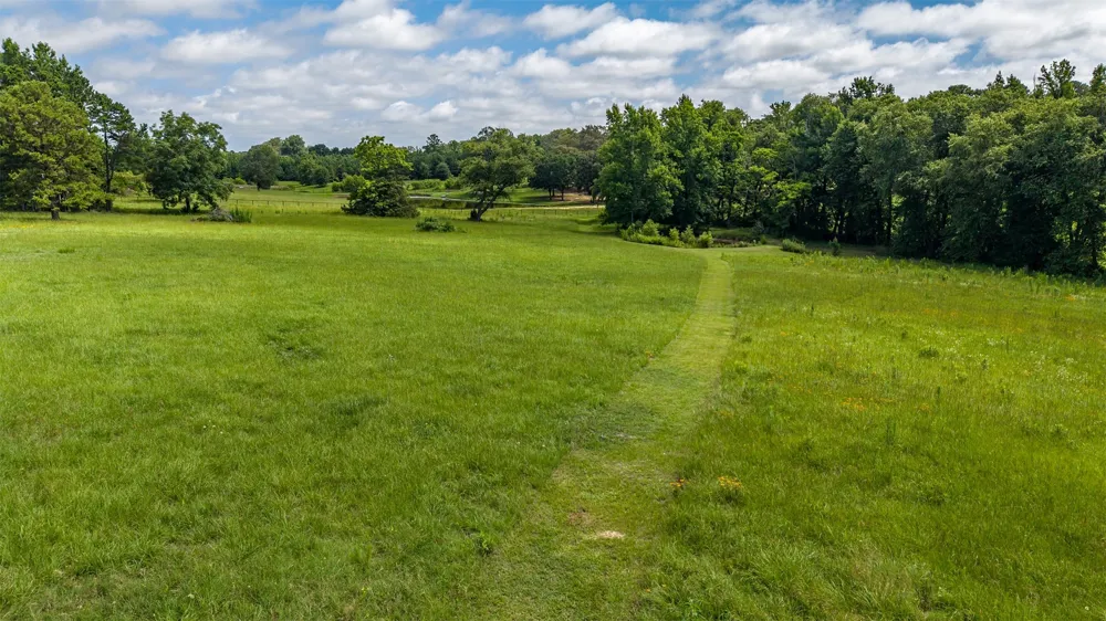 15753 COUNTY ROAD 223 Tyler, TX 75707