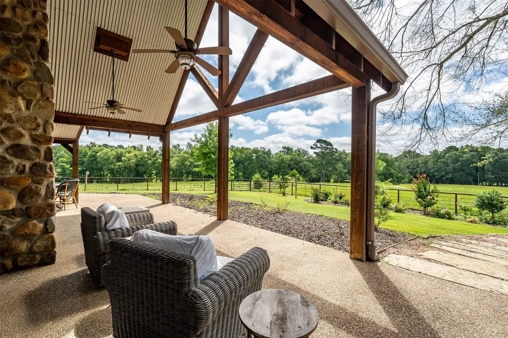 15753 COUNTY ROAD 223 Tyler, TX 75707