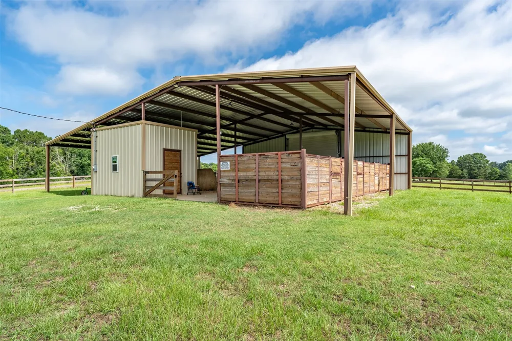 15753 COUNTY ROAD 223 Tyler, TX 75707
