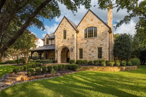1400 Fountain Grass Court