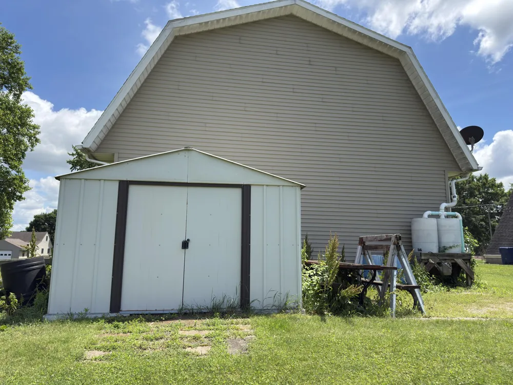 Fair Lake Drive Delton, MI 49046