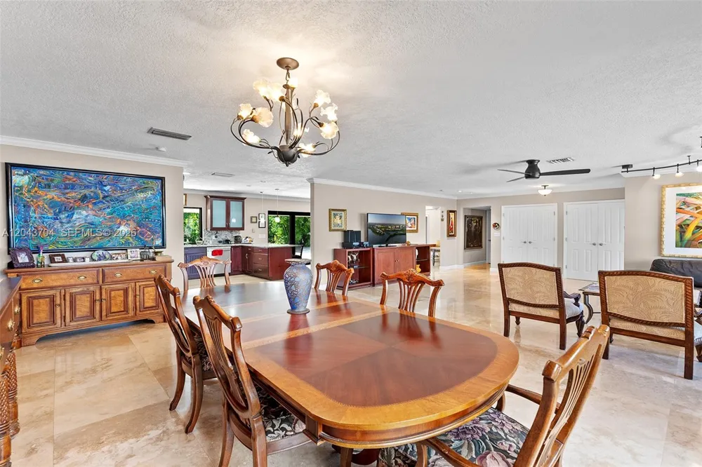 7430 SW 142nd Ter Palmetto Bay, FL 33158