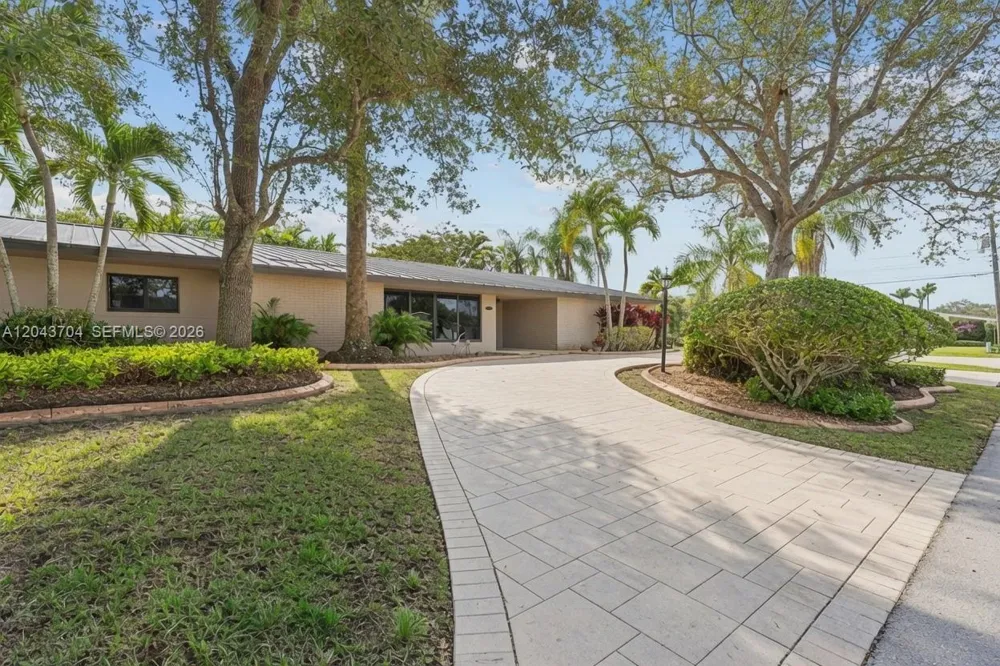 7430 SW 142nd Ter Palmetto Bay, FL 33158
