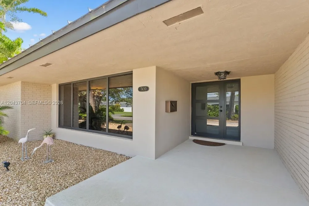 7430 SW 142nd Ter Palmetto Bay, FL 33158